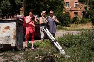 伊朗使用國際禁用「集束彈頭」 威脅平民安全