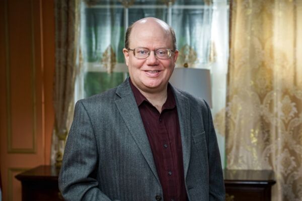 【專訪】Wikipedia創辦人：維基百科亟需變革 重回正道