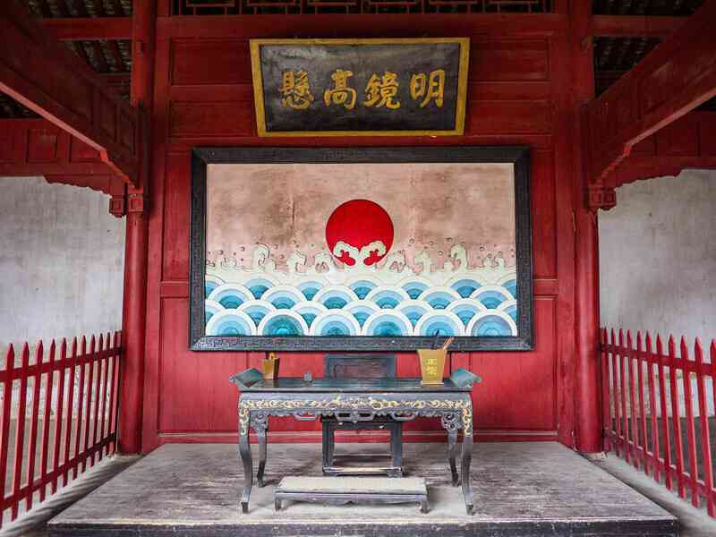 「虎口擊牙」這位清朝官員有大勇！