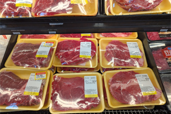 關稅大降 美牛肉價仍居高不下 業者析因