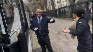 法輪功學員在英國遇襲 倫敦警方立案調查