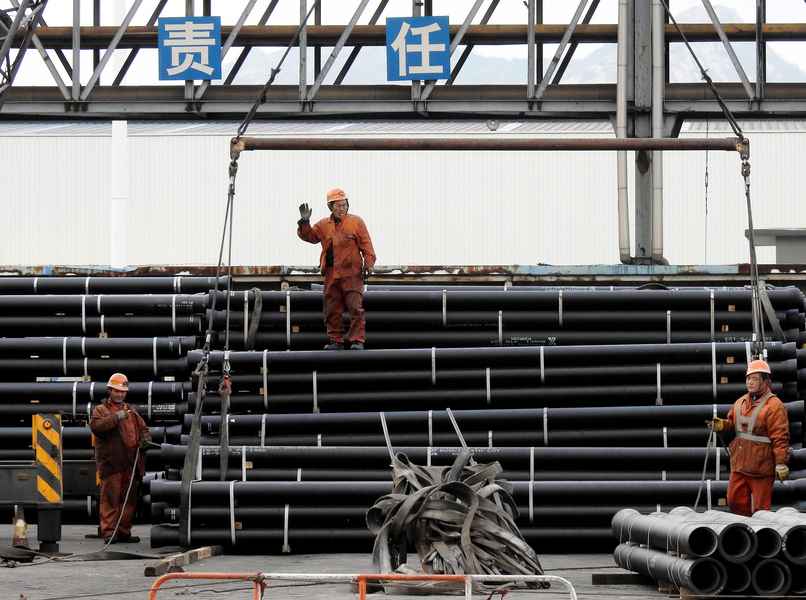 分析：中國鋼鐵業成三文治 國內外兩面夾攻