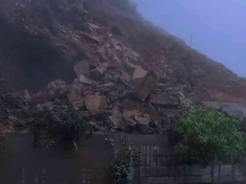 四川宜賓G246國道塌方 一對夫妻被埋身亡