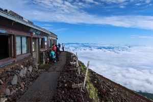 陸留學生登富士山獲救後登山再遇險 四天內二度被救出