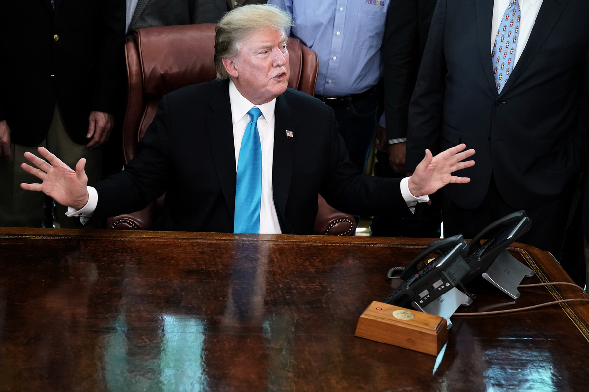 美國總統特朗普24日表示，預期中美貿易戰很快會結束，中共可能笑不出來。 （Chip Somodevilla/Getty Images）
