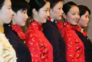 空姐超重10%須停飛 中國海航新規惹議