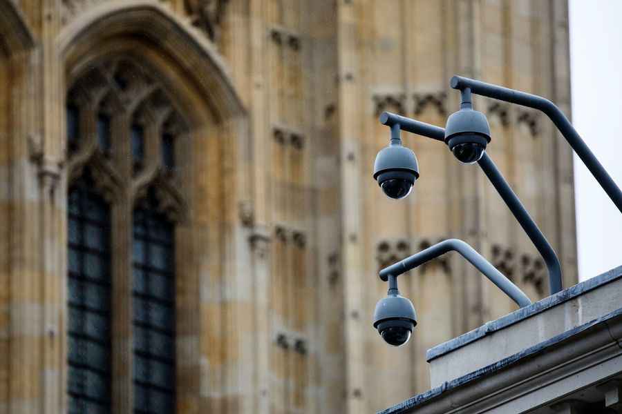 英國將移除政府部門內的中國製CCTV