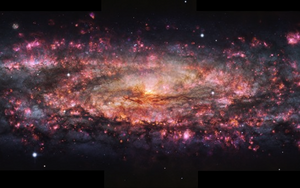 超精細星系圖揭示玉夫座星系呈四千種顏色