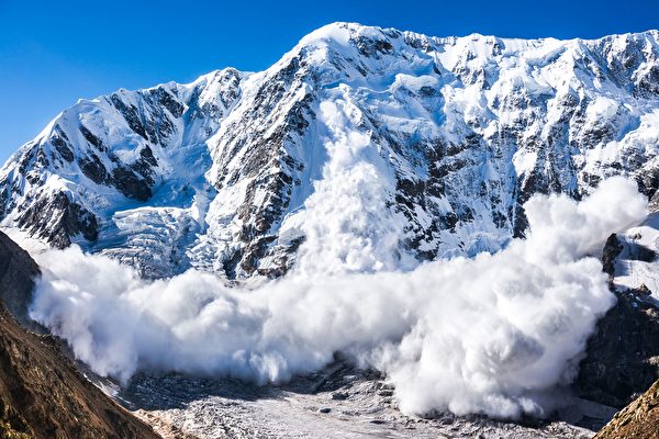 中國新年期間 新疆喀納斯景區再發生雪崩