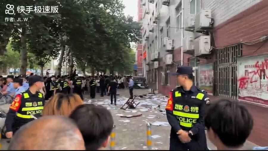 河南中學生跳樓亡 校方冷漠 學生群起抗議