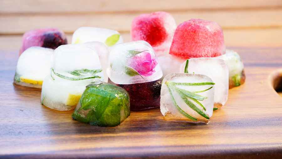 五類彩色冰塊 輕鬆製作夢幻冷飲