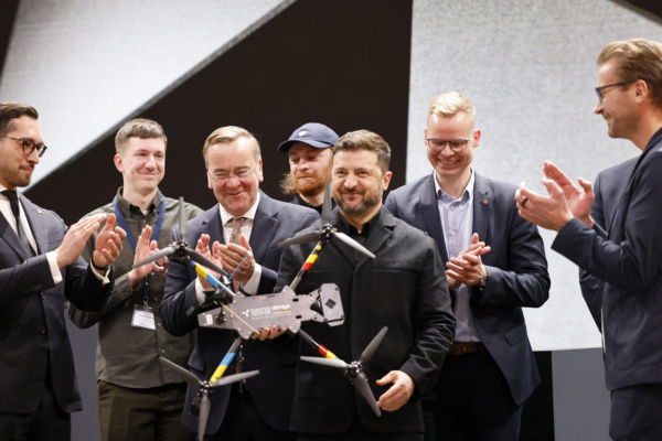 澤連斯基：烏克蘭將助美擊退伊朗無人機