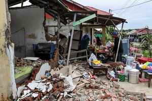 蘇門答臘島附近5.7級地震 逾百房屋受損