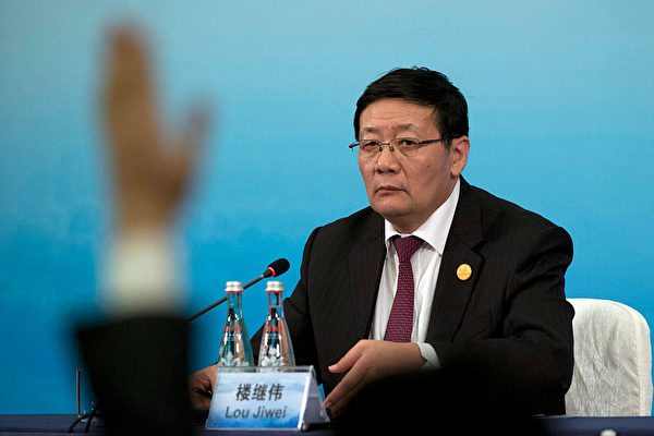  專家稱中國經濟復甦難 樓繼偉再提房地產稅
