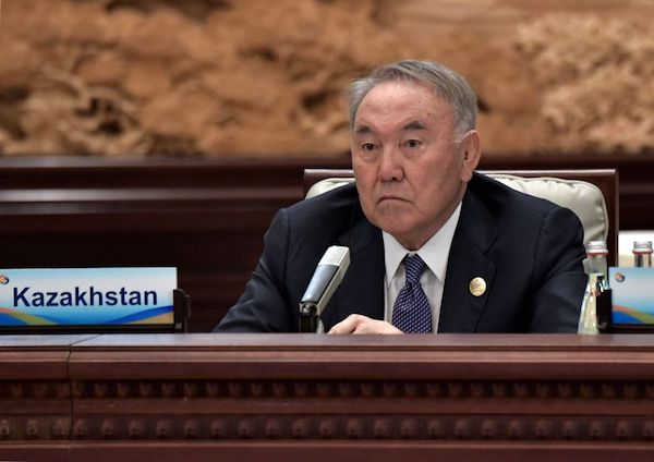 圖為2019年4月27日，哈薩克斯坦總統納扎爾巴耶夫在北京「一帶一路」論壇的最後一天出席圓桌峰會。（ALEXEY NIKOLSKY/AFP via Getty Images）