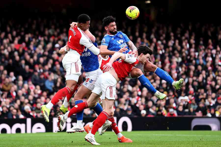 英超：曼城賽季雙殺利物浦 曼聯豪取四連勝