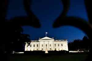 特勤局：白宮附近凌晨傳槍響 搜查進行中