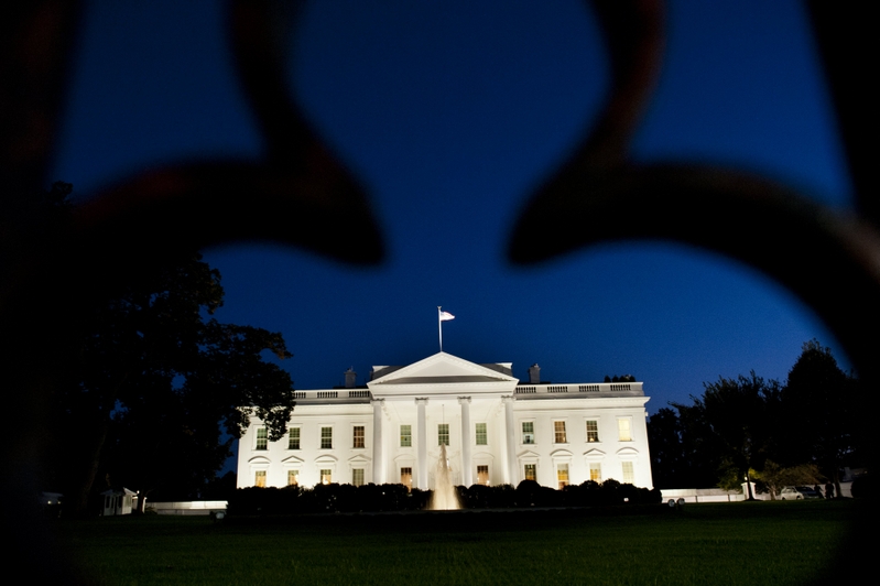 特勤局：白宮附近凌晨傳槍響 搜查進行中