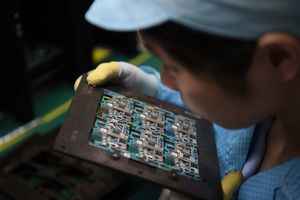 中國射頻晶片龍頭「卓勝微」市值已蒸發1234億