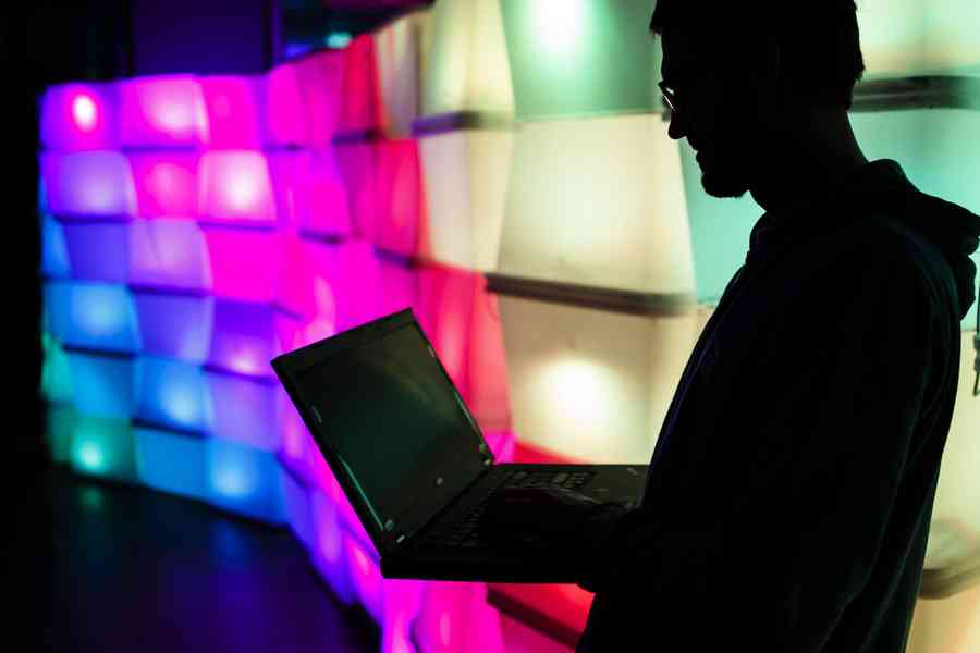 專家揭中共網絡安全法多重危害 促美反擊