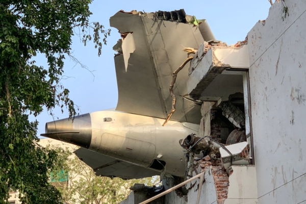 印航空難｜機師在事故前三天曾許諾辭職回家照顧父親