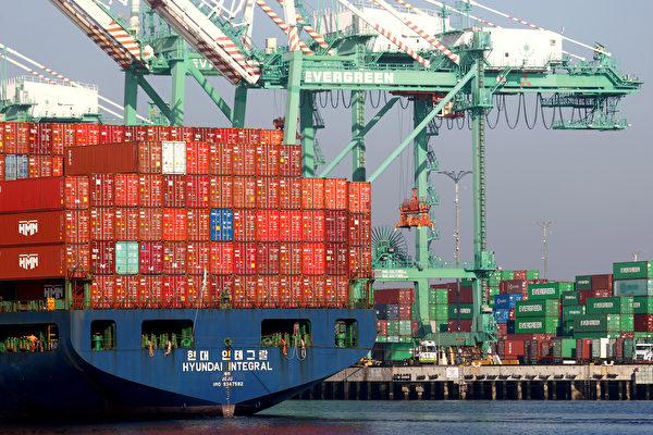 美國貿易逆差12月略擴大 但2023全年大幅收窄