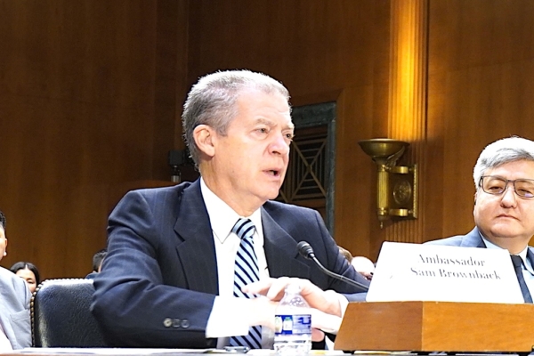 美前大使：中共對宗教自由的恐懼遠超核武