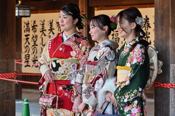 中日學生在上海參加「成人儀式」 人數比去年多