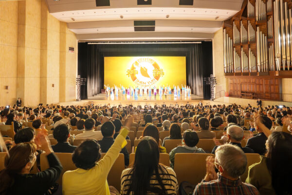 「神韻揭示神下世開創文明」 感動日本精英