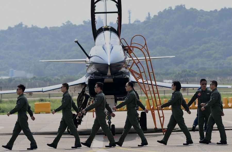 台海局勢緊張之際 中共空軍政委換人