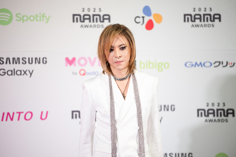 YOSHIKI頸椎病症惡化 10月手術後暫停活動