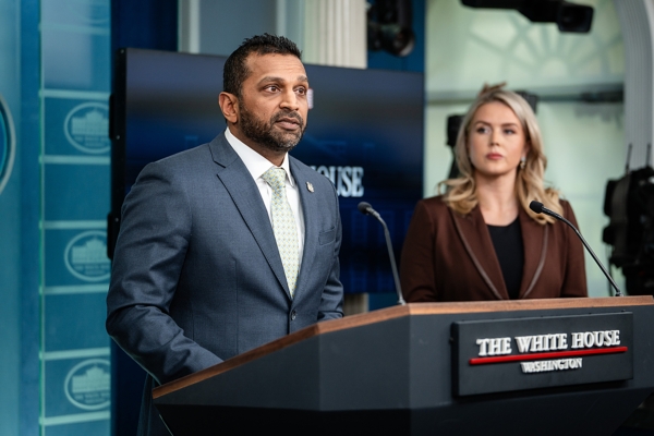 白宮否認特朗普計劃撤換FBI局長帕特爾