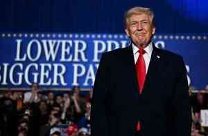 特朗普愛荷華造勢 強調加薪減稅等經濟政策
