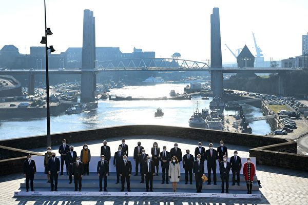 歐盟27國外長2022年1月14日在法國西部的港口城市布勒斯特舉行非正式會議。（FRED TANNEAU/POOL/AFP via Getty Images）