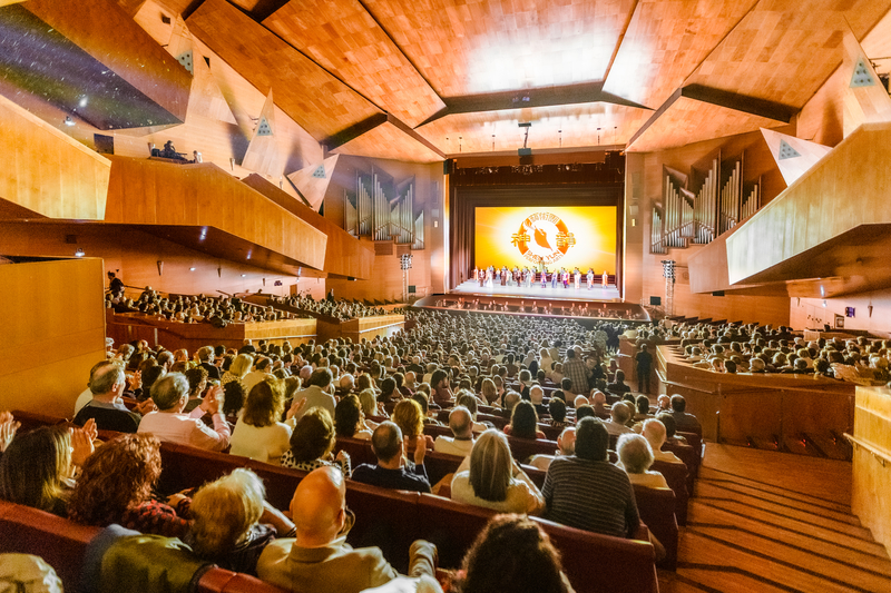 神韻西班牙引轟動 政要褒獎 劇院感謝