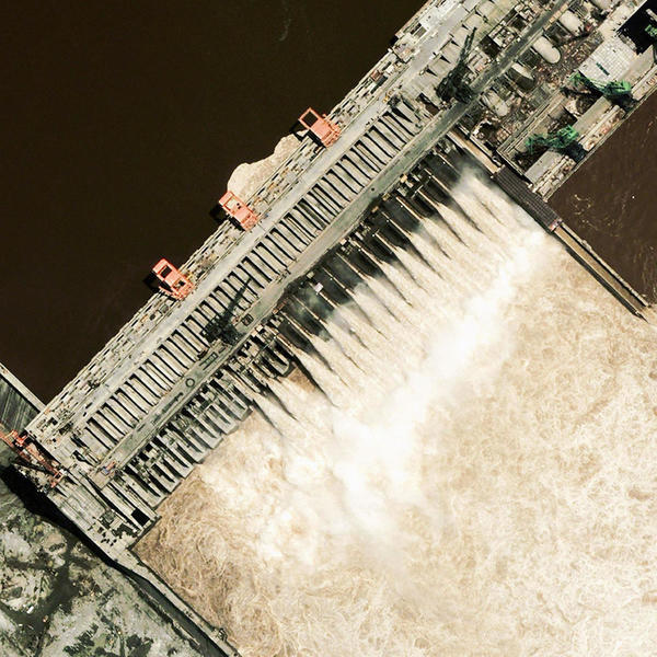 中國遭遇創紀錄洪水 三峽大壩再遭質疑