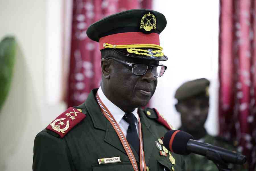 畿內亞比索軍方組過渡政權 前總統出逃