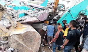 組圖：印尼蘇拉威西島強震 至少35人死亡