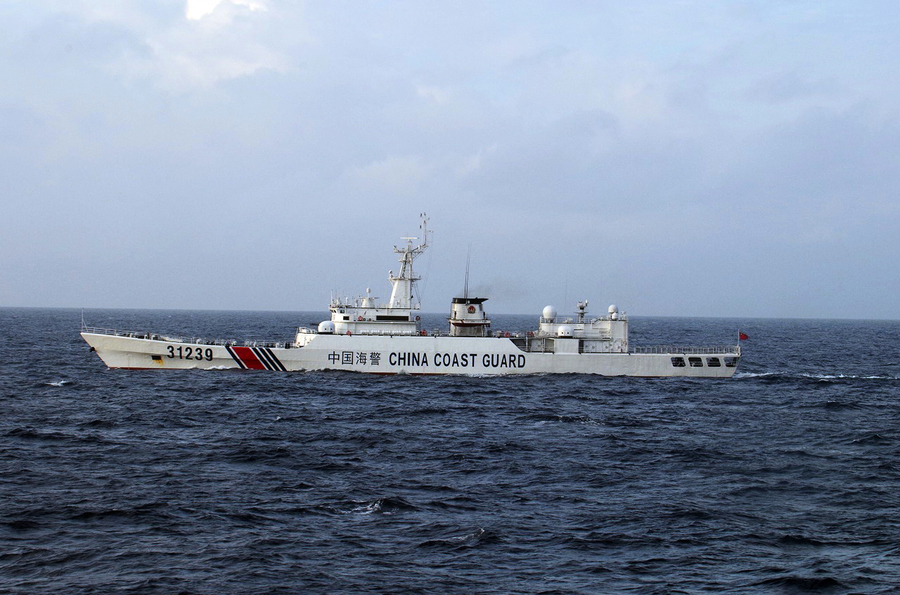 日本發佈防衛白皮書後 中共海警船再入其領海