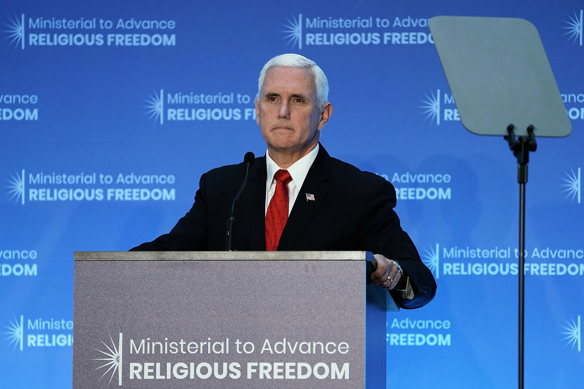 2018年7月26日，美國副總統彭斯在首屆全球部長級會議上做主題發言，強調各國應維護宗教自由。（Alex Wong/Getty Images）