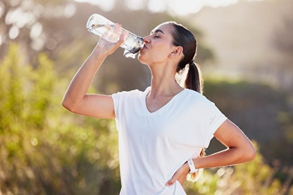 夏至後入伏 慎防高溫危害心理健康
