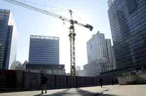 分析：中國房企排隊退市 房地產危機蔓延