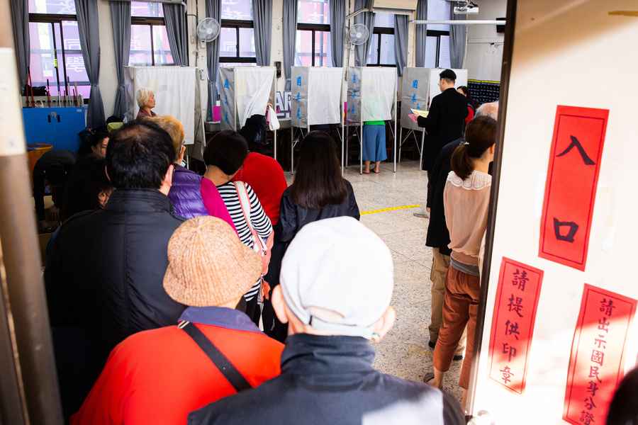 「不在籍投票」台灣惹議 分析：作票更容易