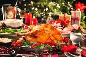 年輕女子提前數月準備聖誕大餐 沒花一分錢