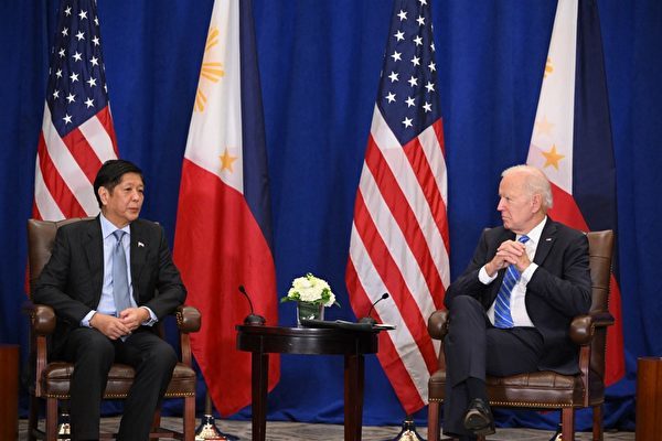 2022年9月22日，美國總統祖拜登和菲律賓總統小馬可斯（Ferdinand Marcos）會晤。（Mandel Ngan/AFP）