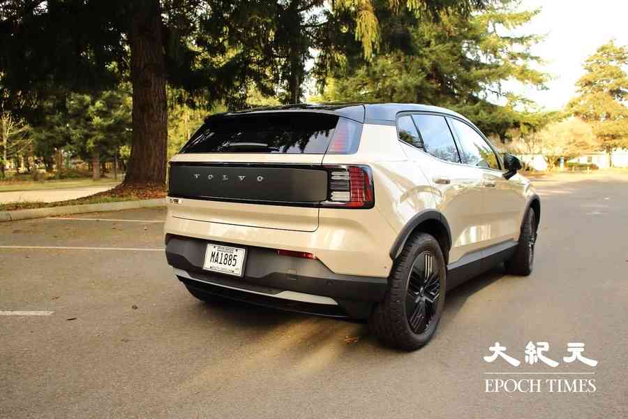 曾經的瑞典國寶汽車找胡錫進代言 網上熱議