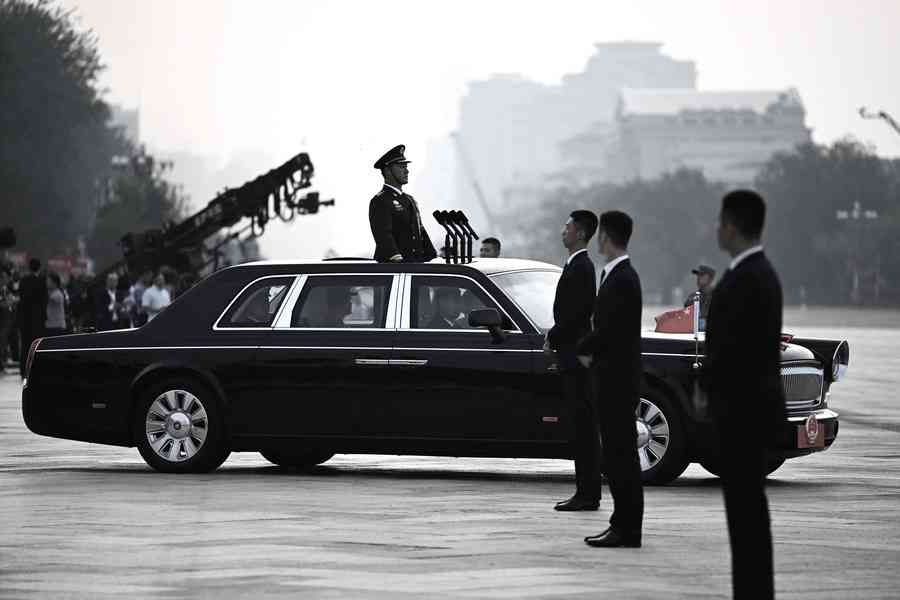 鍾原：中共軍報忽談鬥爭新「關口」背後