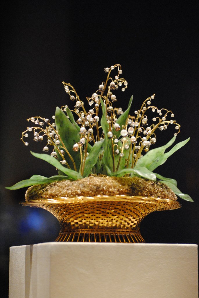 俄羅斯珠寶工藝典範：法貝熱花卉