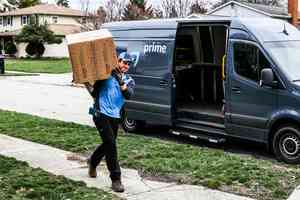 拋開經濟陰影 美國Cyber Monday支出強勁超預期