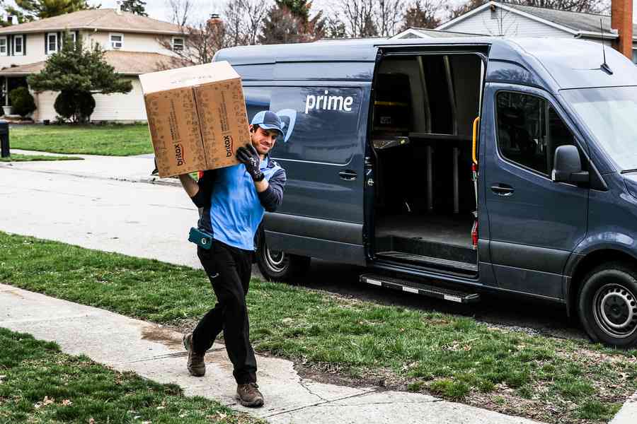 拋開經濟陰影 美國Cyber Monday支出強勁超預期